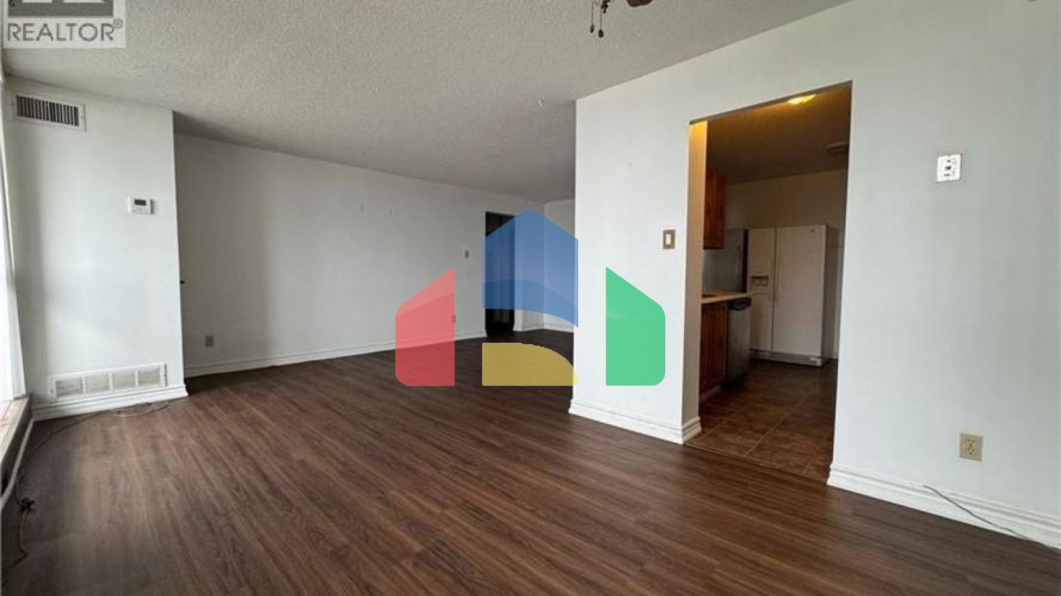 Residential - Single Family Home - Waterloo, Canada - Canada