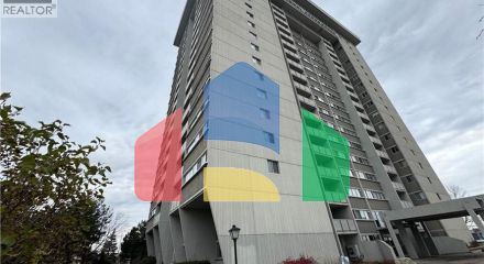 Residential - Single Family Home - Waterloo, Canada - Canada