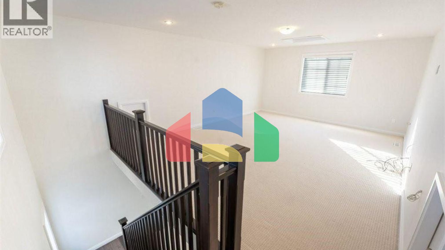 Residential - Single Family Home - Waterloo, Canada - Canada