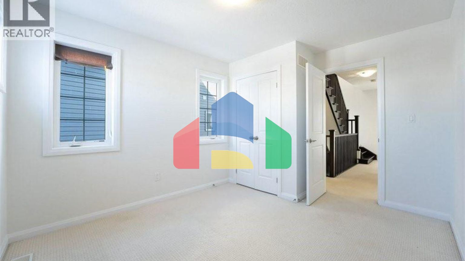 Residential - Single Family Home - Waterloo, Canada - Canada