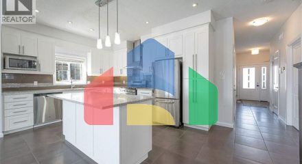 Residential - Single Family Home - Waterloo, Canada - Canada