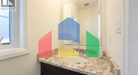 Residential - Single Family Home - Waterloo, Canada - Canada