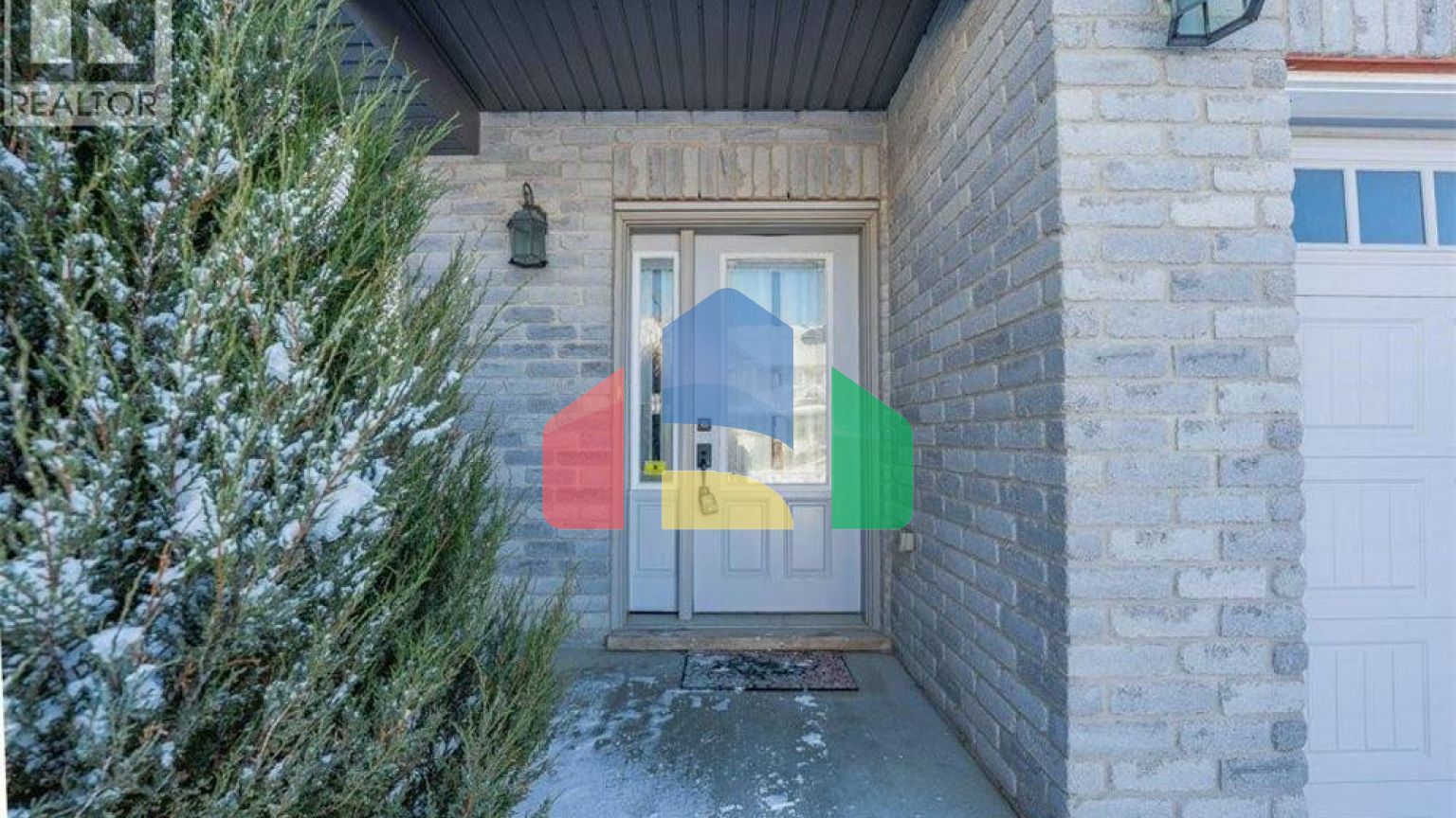 Residential - Single Family Home - Waterloo, Canada - Canada