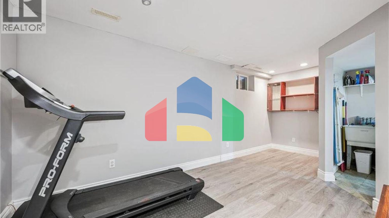 Residential - Condo/Apartment - Waterloo, Canada - Canada