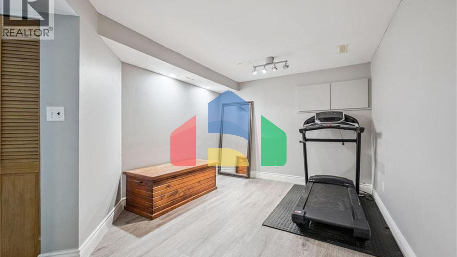 Residential - Condo/Apartment - Waterloo, Canada - Canada