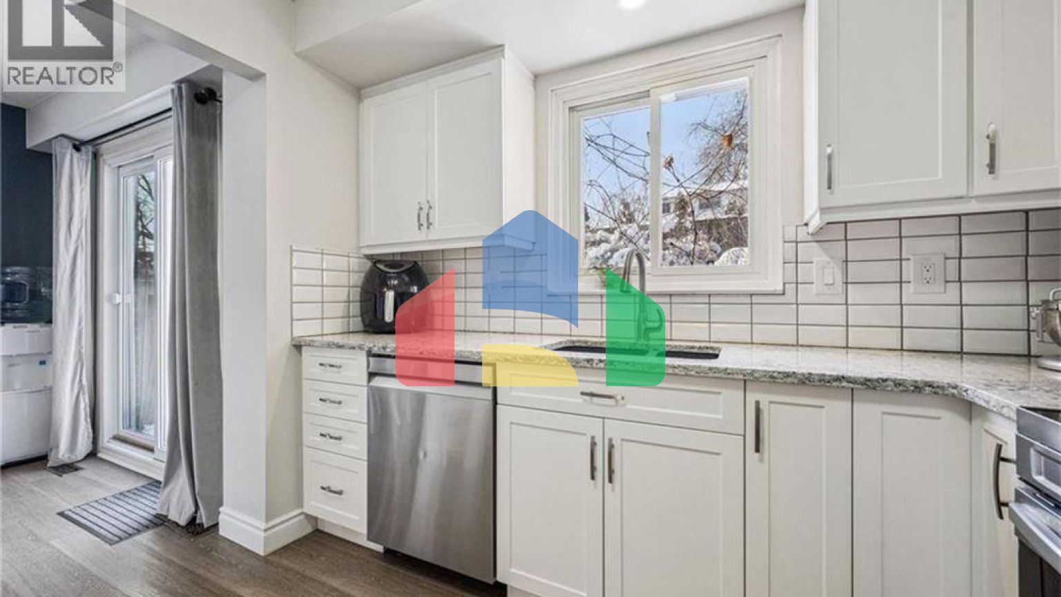 Residential - Condo/Apartment - Waterloo, Canada - Canada