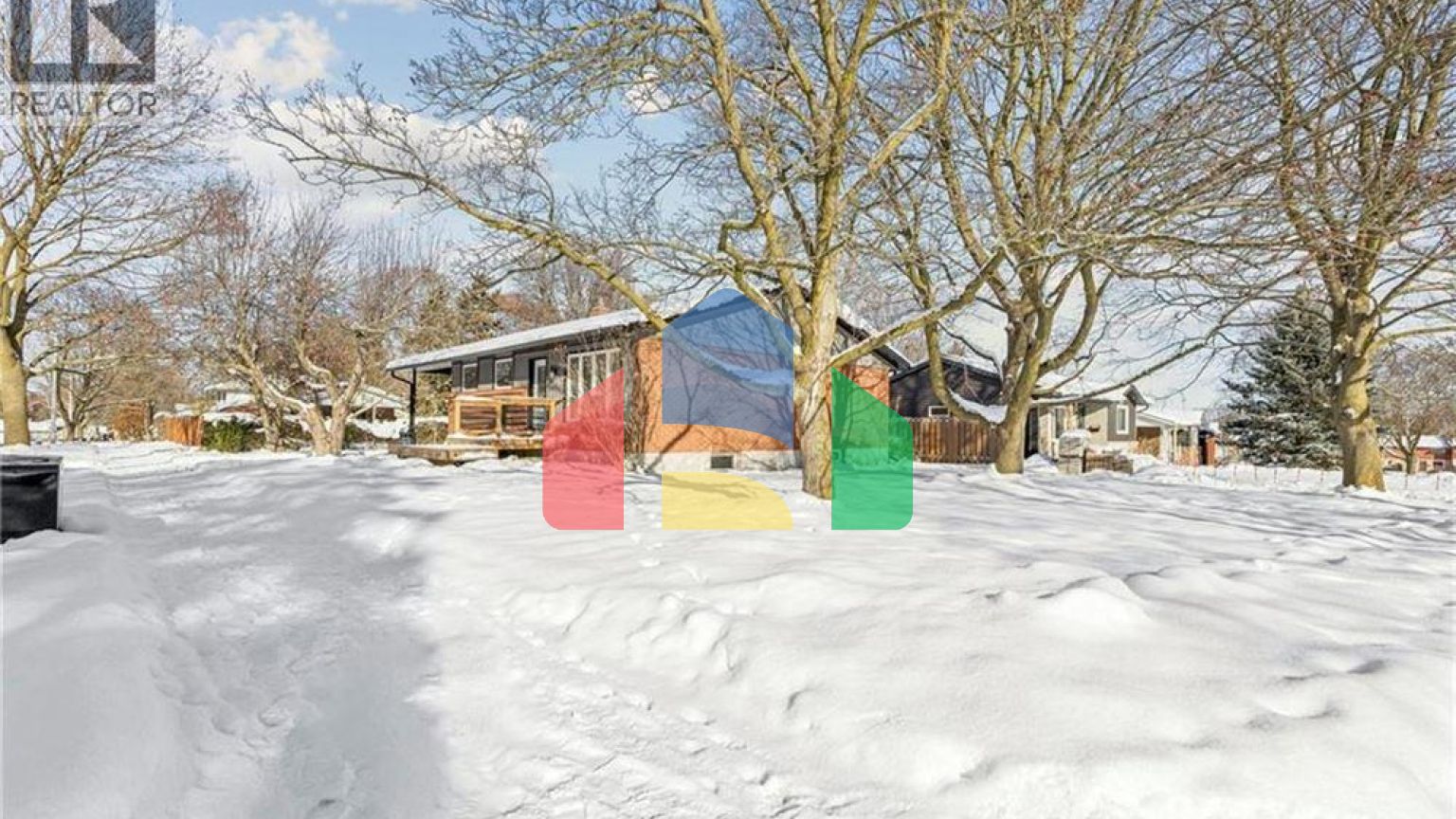 Residential - Single Family Home - Waterloo, Canada - Canada