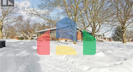 Residential - Single Family Home - Waterloo, Canada - Canada