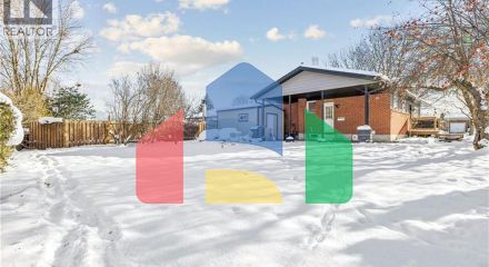 Residential - Single Family Home - Waterloo, Canada - Canada