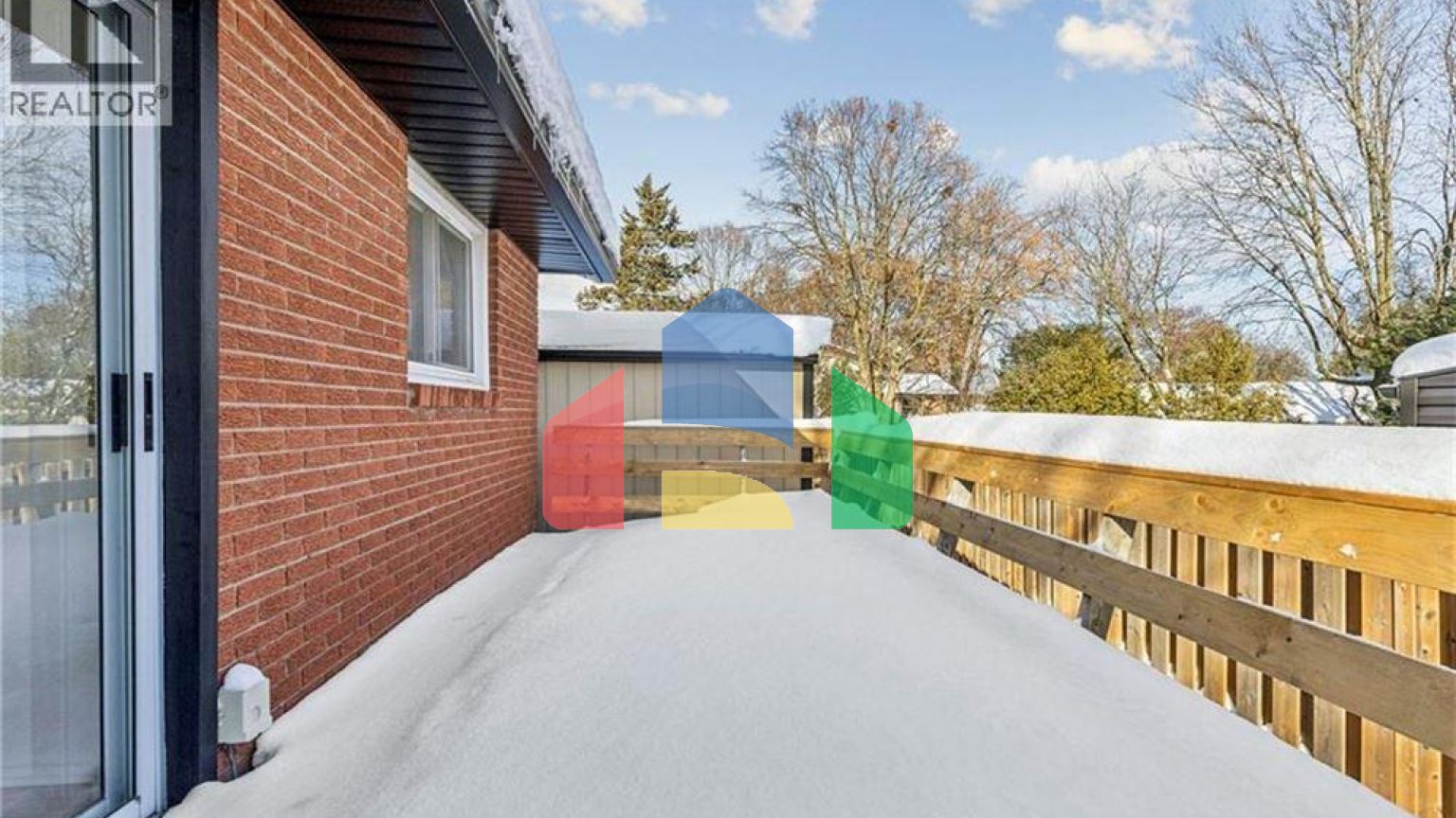 Residential - Single Family Home - Waterloo, Canada - Canada