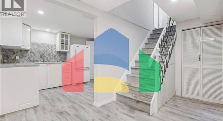 Residential - Single Family Home - Waterloo, Canada - Canada