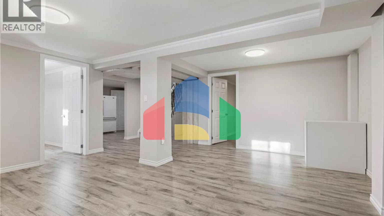 Residential - Single Family Home - Waterloo, Canada - Canada