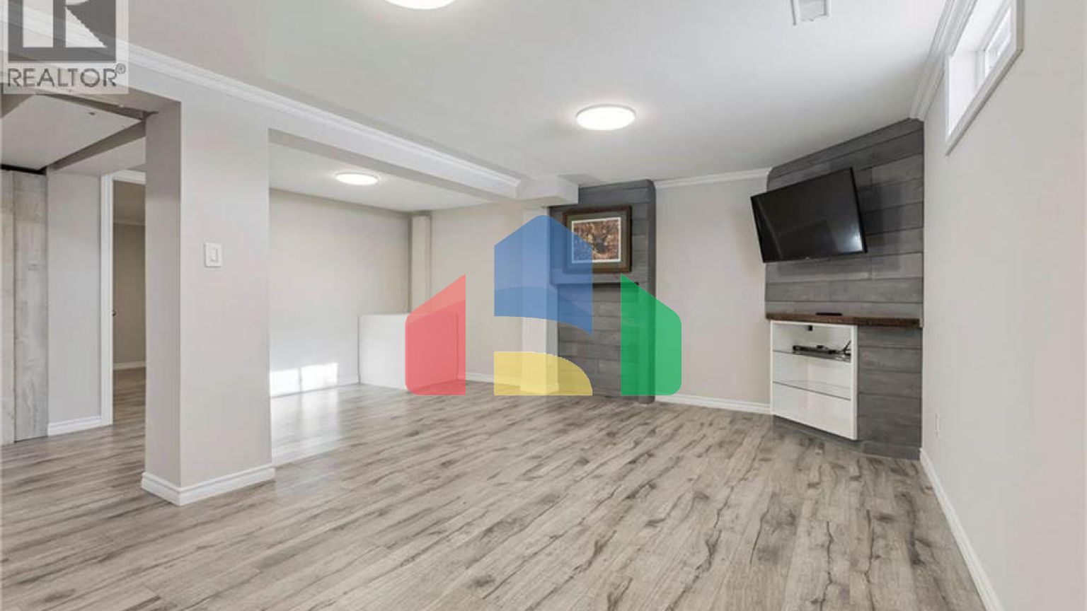 Residential - Single Family Home - Waterloo, Canada - Canada