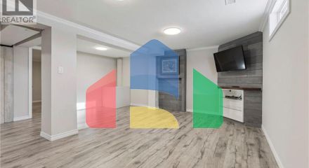 Residential - Single Family Home - Waterloo, Canada - Canada