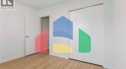 Residential - Single Family Home - Waterloo, Canada - Canada