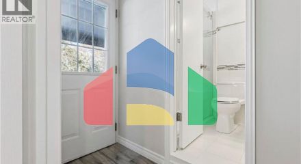 Residential - Single Family Home - Waterloo, Canada - Canada