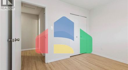 Residential - Single Family Home - Waterloo, Canada - Canada