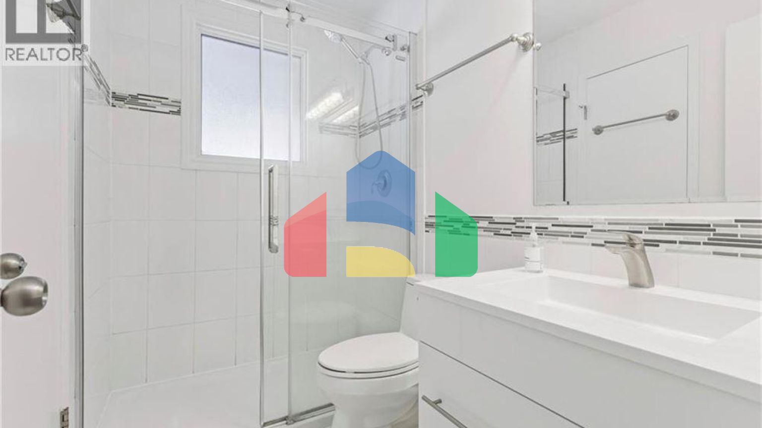 Residential - Single Family Home - Waterloo, Canada - Canada