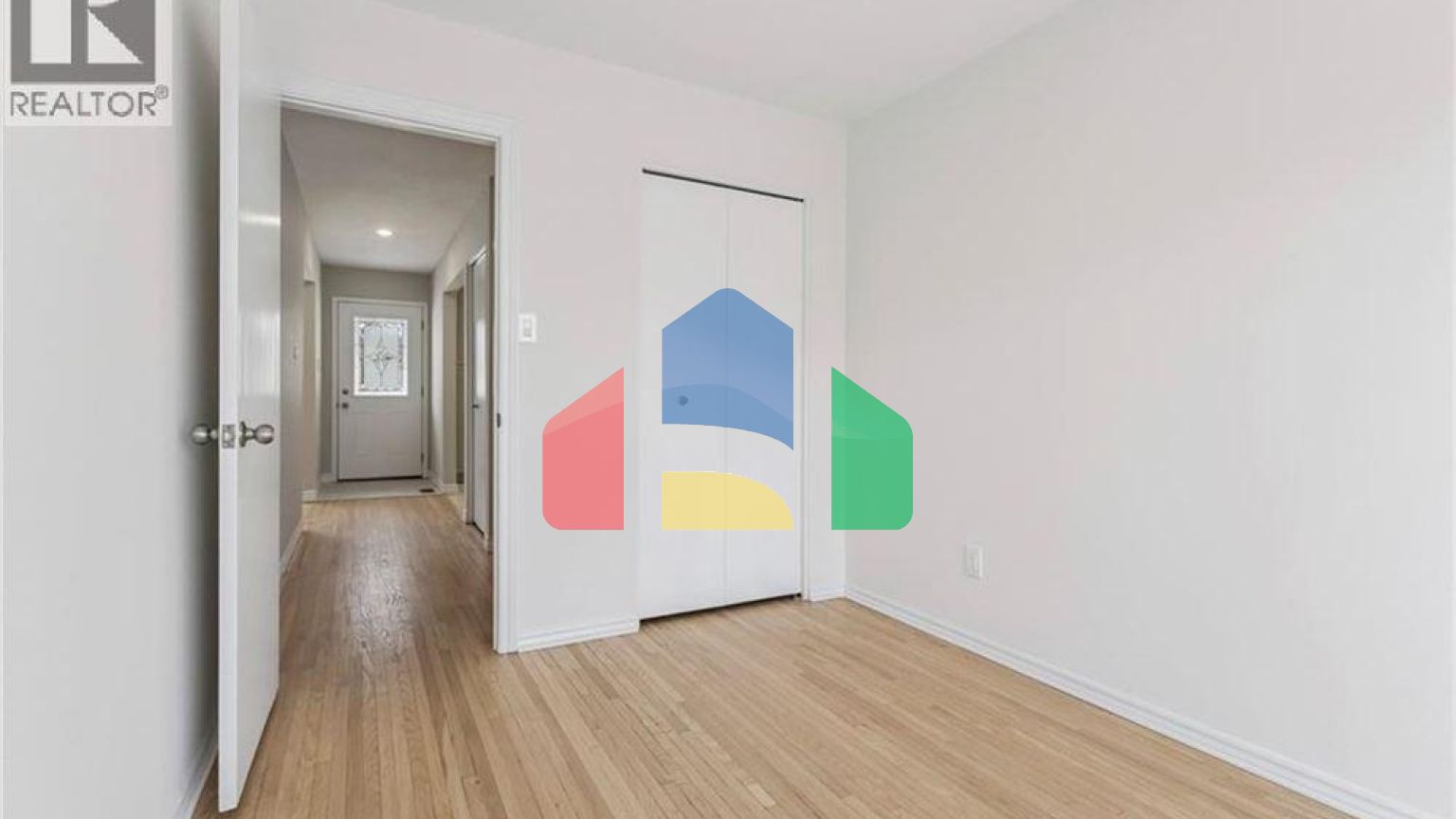 Residential - Single Family Home - Waterloo, Canada - Canada