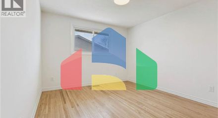 Residential - Single Family Home - Waterloo, Canada - Canada