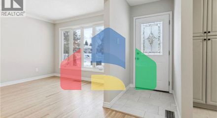 Residential - Single Family Home - Waterloo, Canada - Canada