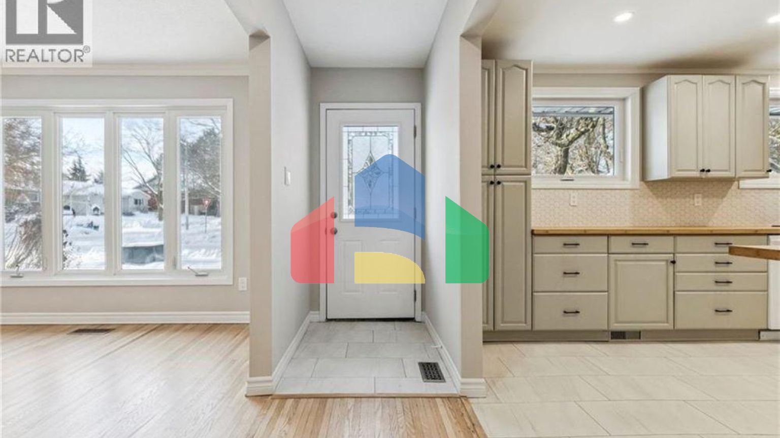 Residential - Single Family Home - Waterloo, Canada - Canada