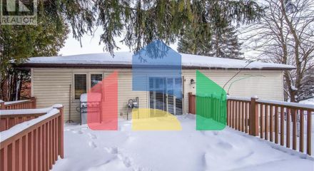 Residential - Single Family Home - Waterloo, Canada - Canada