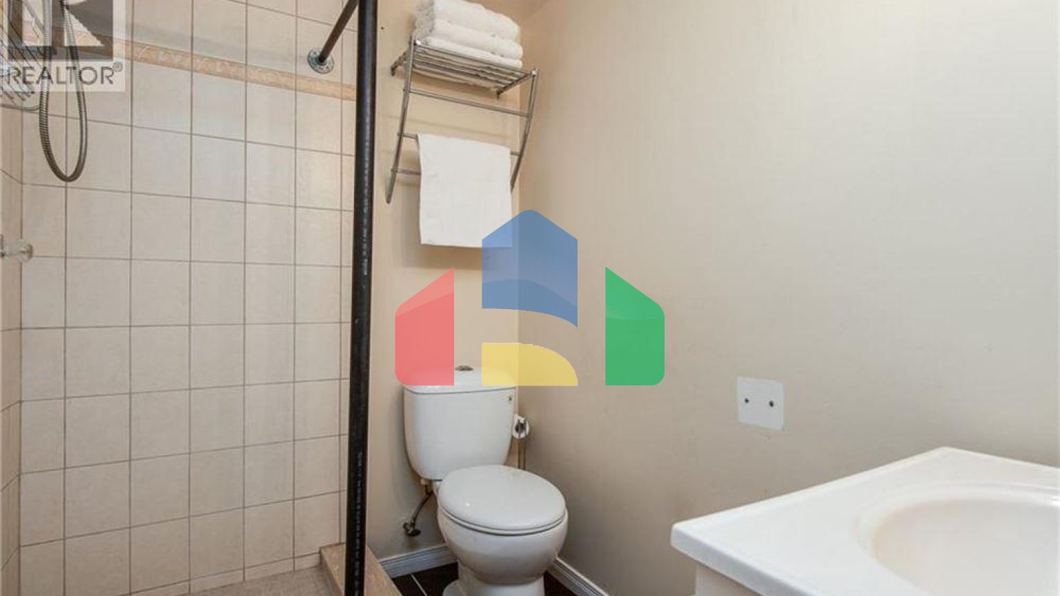 Residential - Single Family Home - Waterloo, Canada - Canada