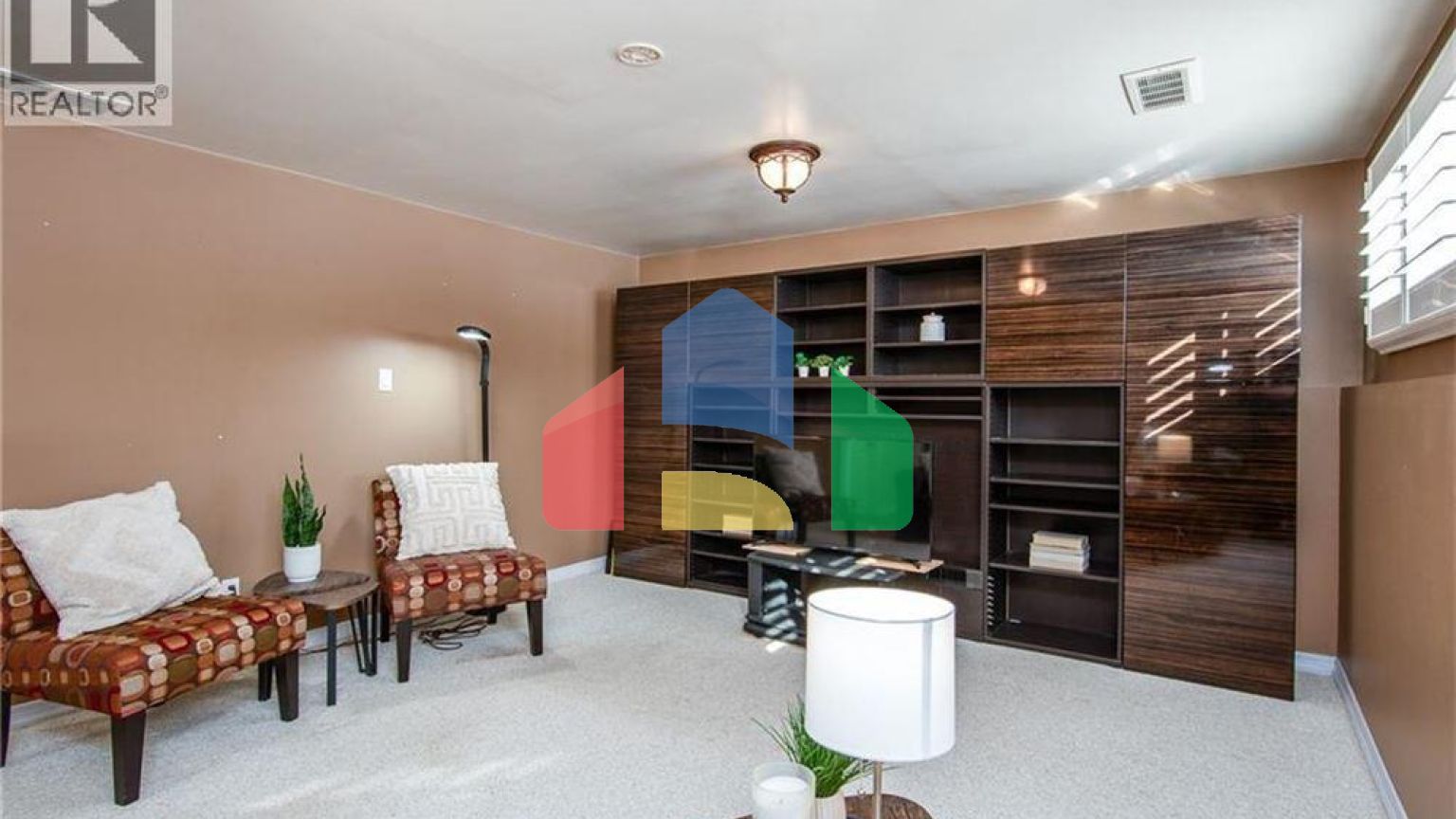 Residential - Single Family Home - Waterloo, Canada - Canada