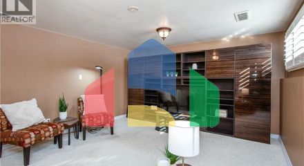 Residential - Single Family Home - Waterloo, Canada - Canada