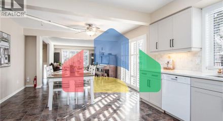 Residential - Single Family Home - Waterloo, Canada - Canada