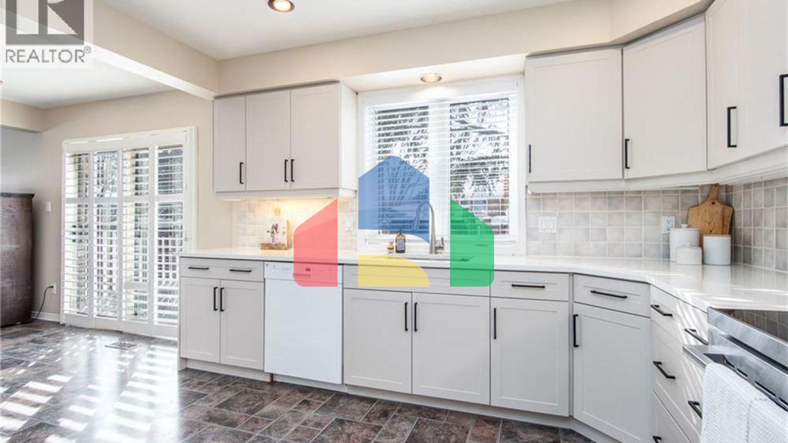 Residential - Single Family Home - Waterloo, Canada - Canada