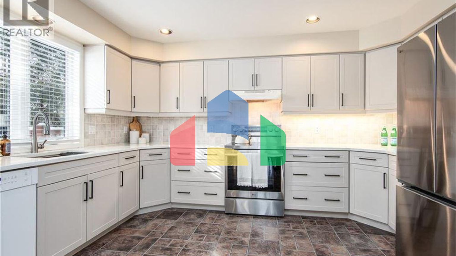 Residential - Single Family Home - Waterloo, Canada - Canada