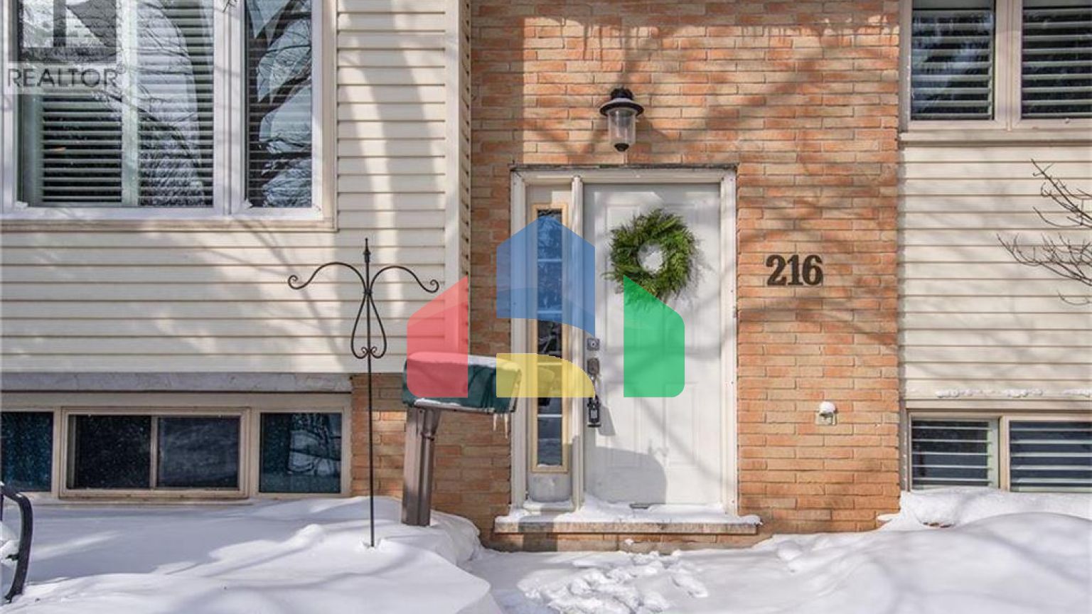 Residential - Single Family Home - Waterloo, Canada - Canada