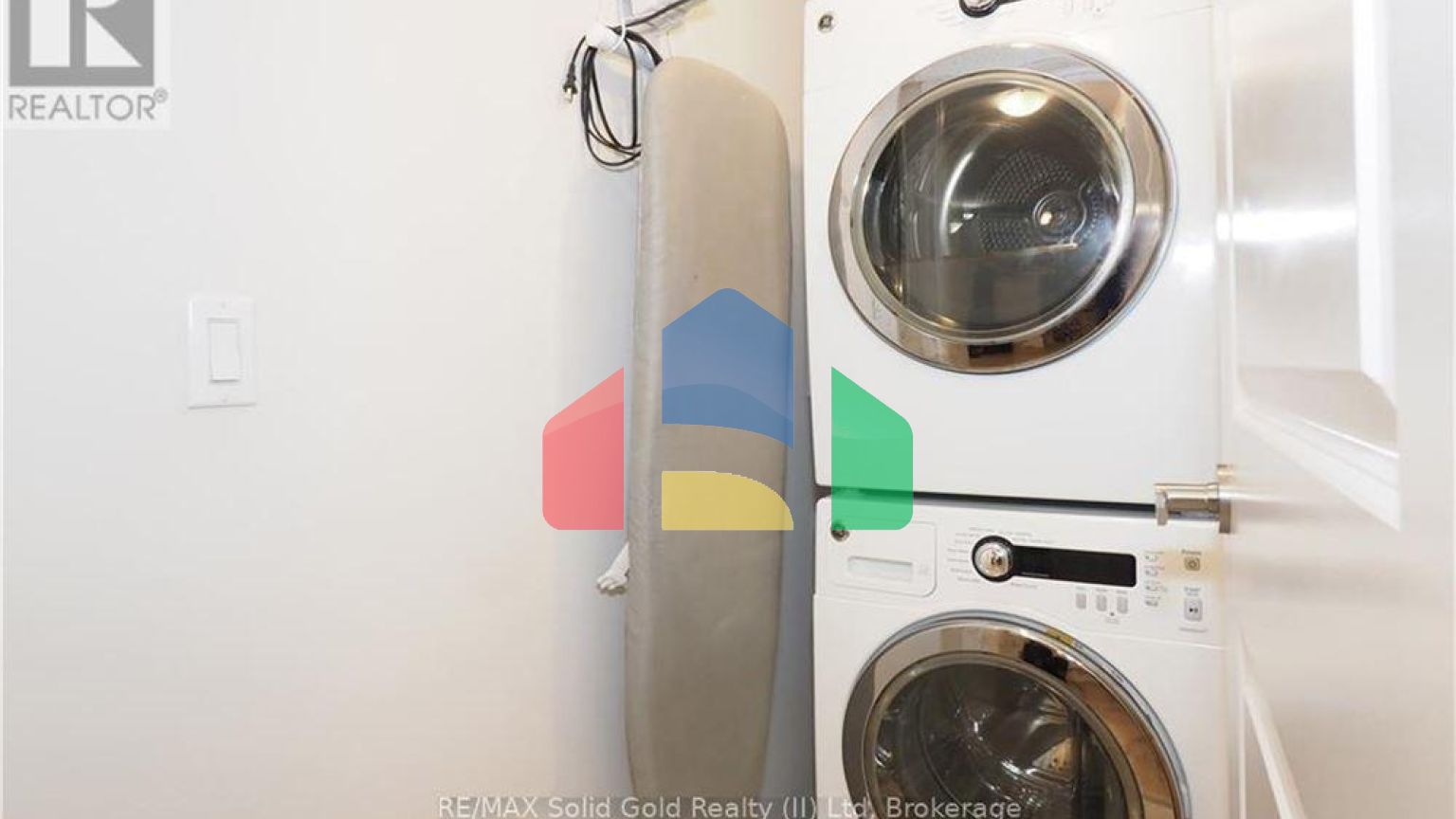 Residential - Condo/Apartment - Waterloo, Canada - Canada