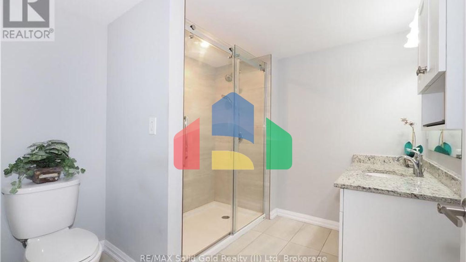 Residential - Condo/Apartment - Waterloo, Canada - Canada