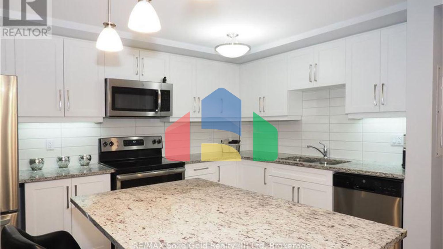 Residential - Condo/Apartment - Waterloo, Canada - Canada