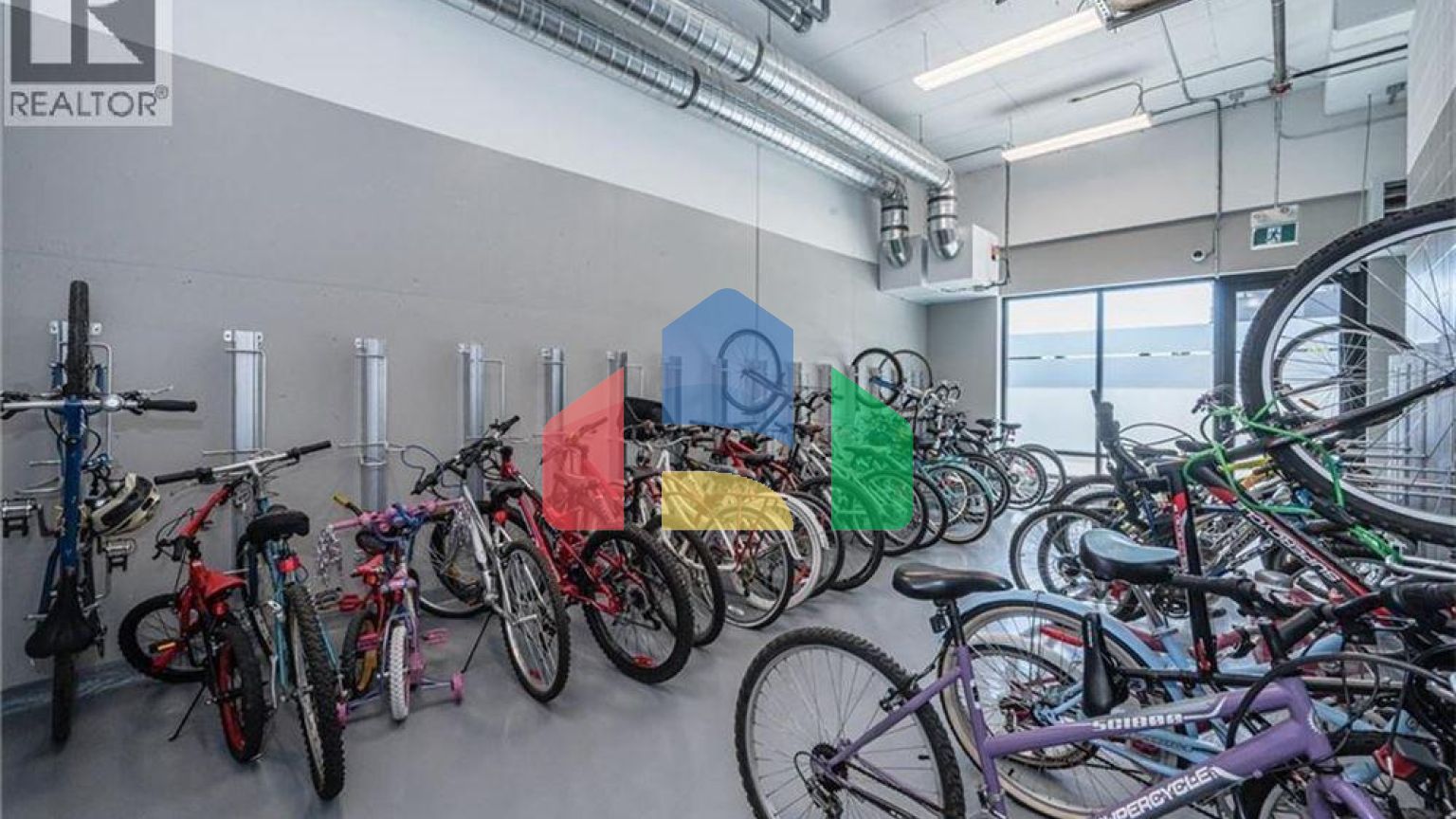 Residential - Single Family Home - Waterloo, Canada - Canada