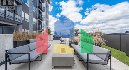 Residential - Single Family Home - Waterloo, Canada - Canada