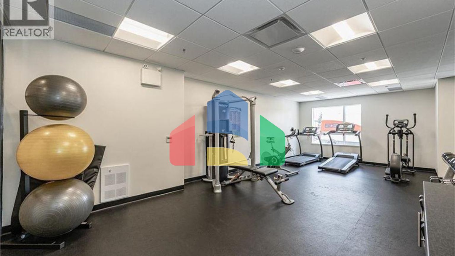 Residential - Single Family Home - Waterloo, Canada - Canada