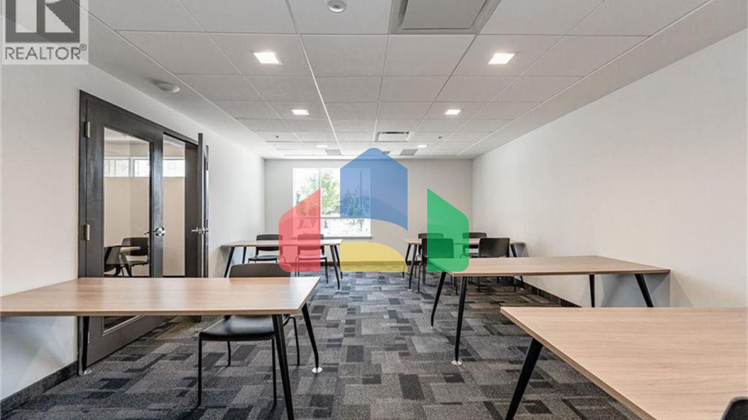 Residential - Single Family Home - Waterloo, Canada - Canada