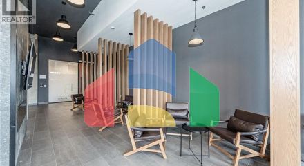 Residential - Single Family Home - Waterloo, Canada - Canada