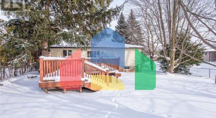 Residential - Single Family Home - Waterloo, Canada - Canada