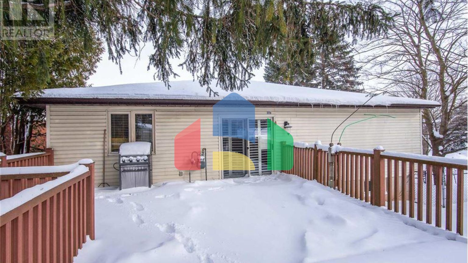 Residential - Single Family Home - Waterloo, Canada - Canada