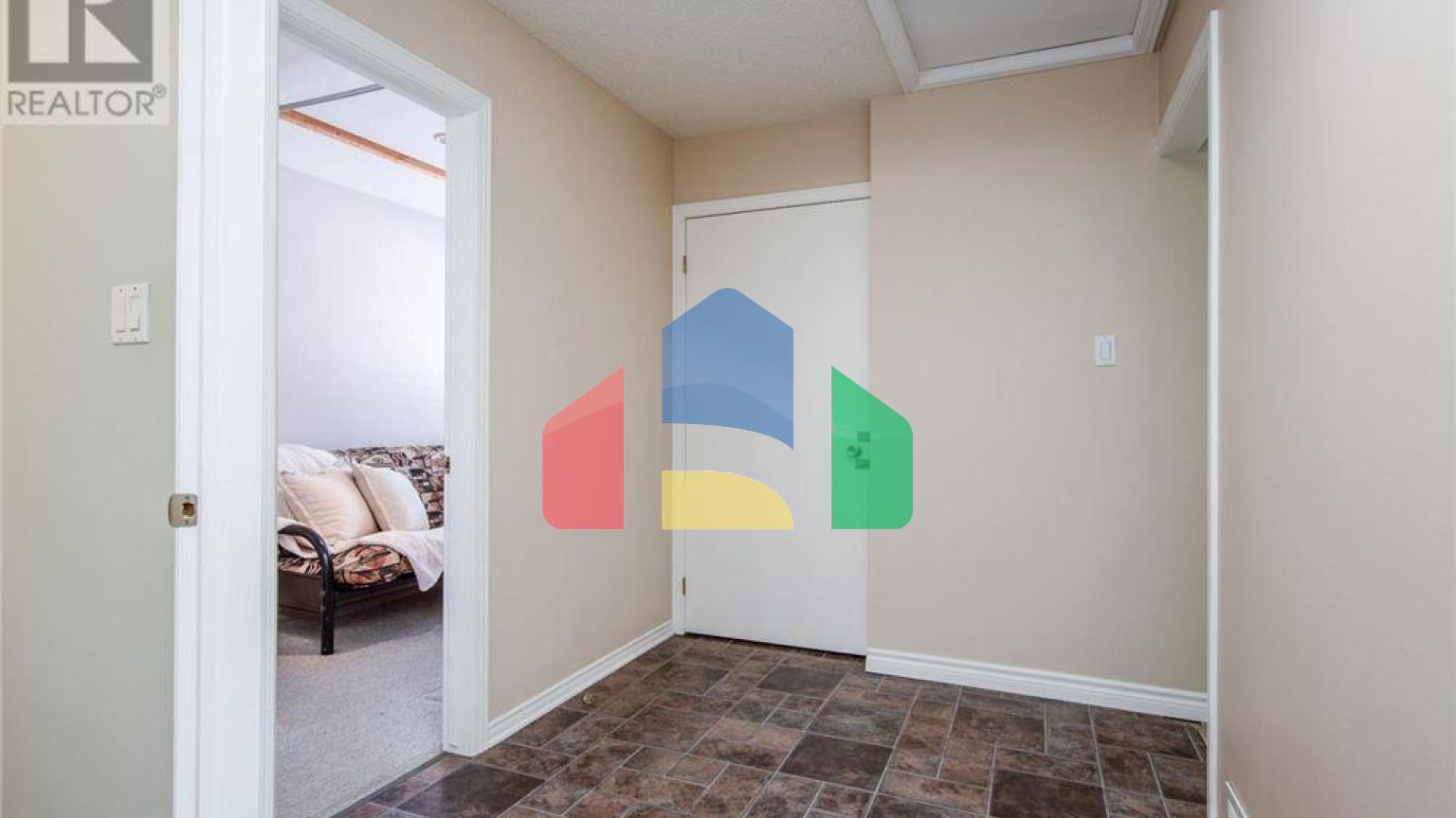 Residential - Single Family Home - Waterloo, Canada - Canada