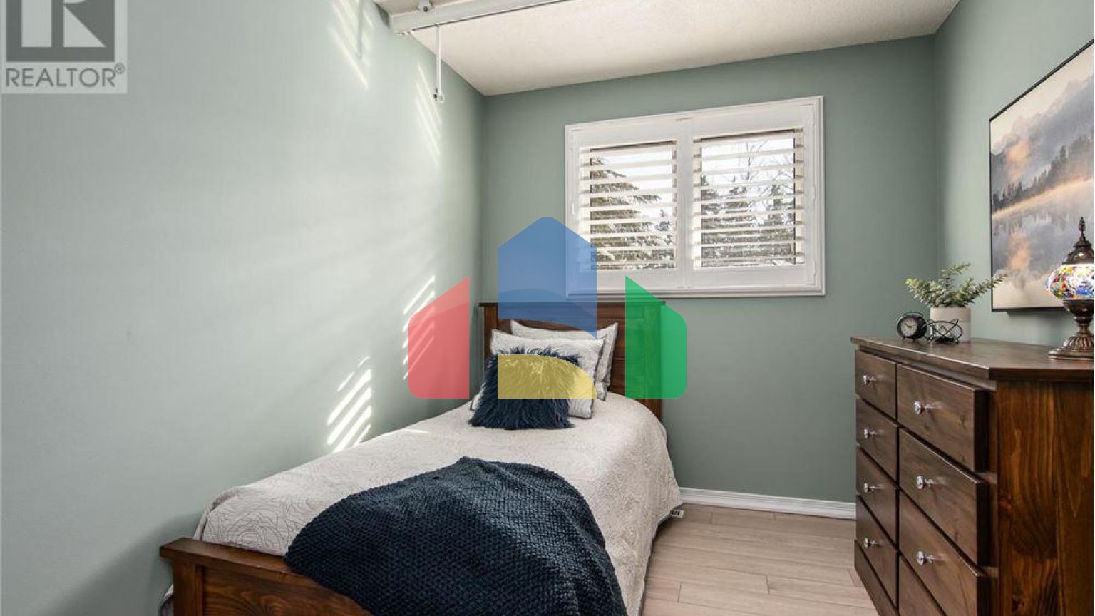 Residential - Single Family Home - Waterloo, Canada - Canada