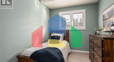 Residential - Single Family Home - Waterloo, Canada - Canada