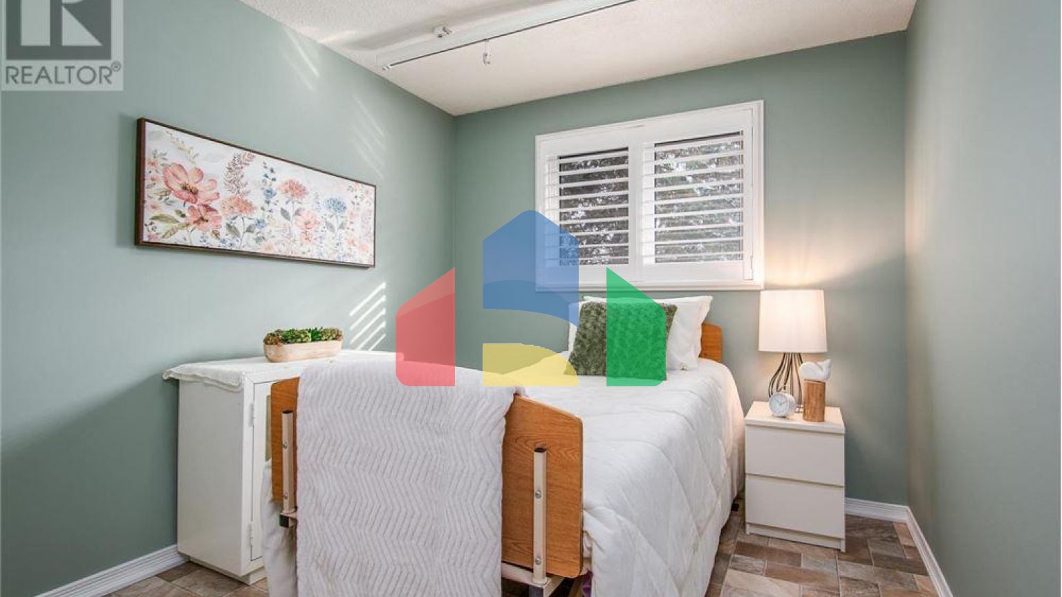 Residential - Single Family Home - Waterloo, Canada - Canada