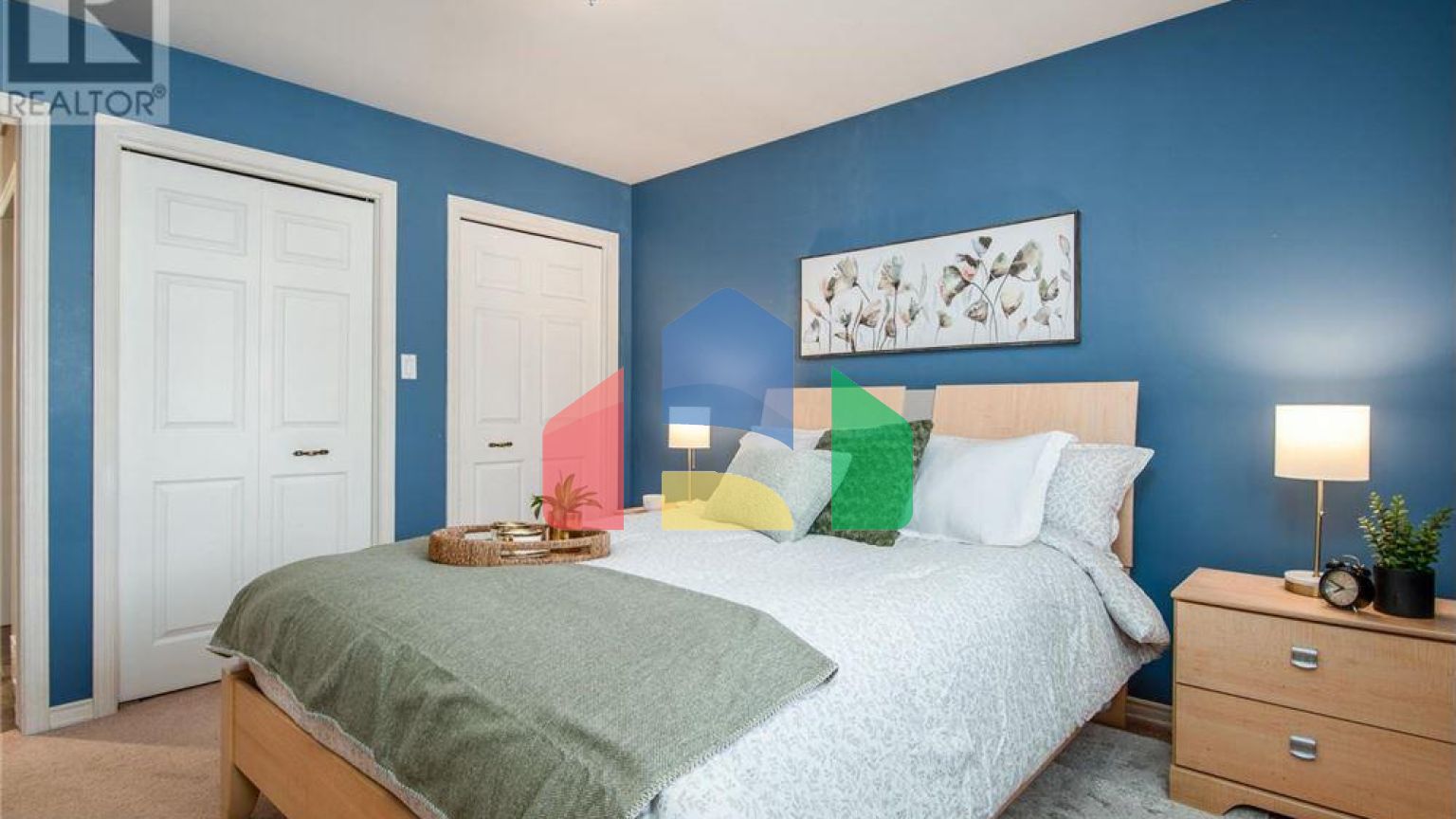 Residential - Single Family Home - Waterloo, Canada - Canada