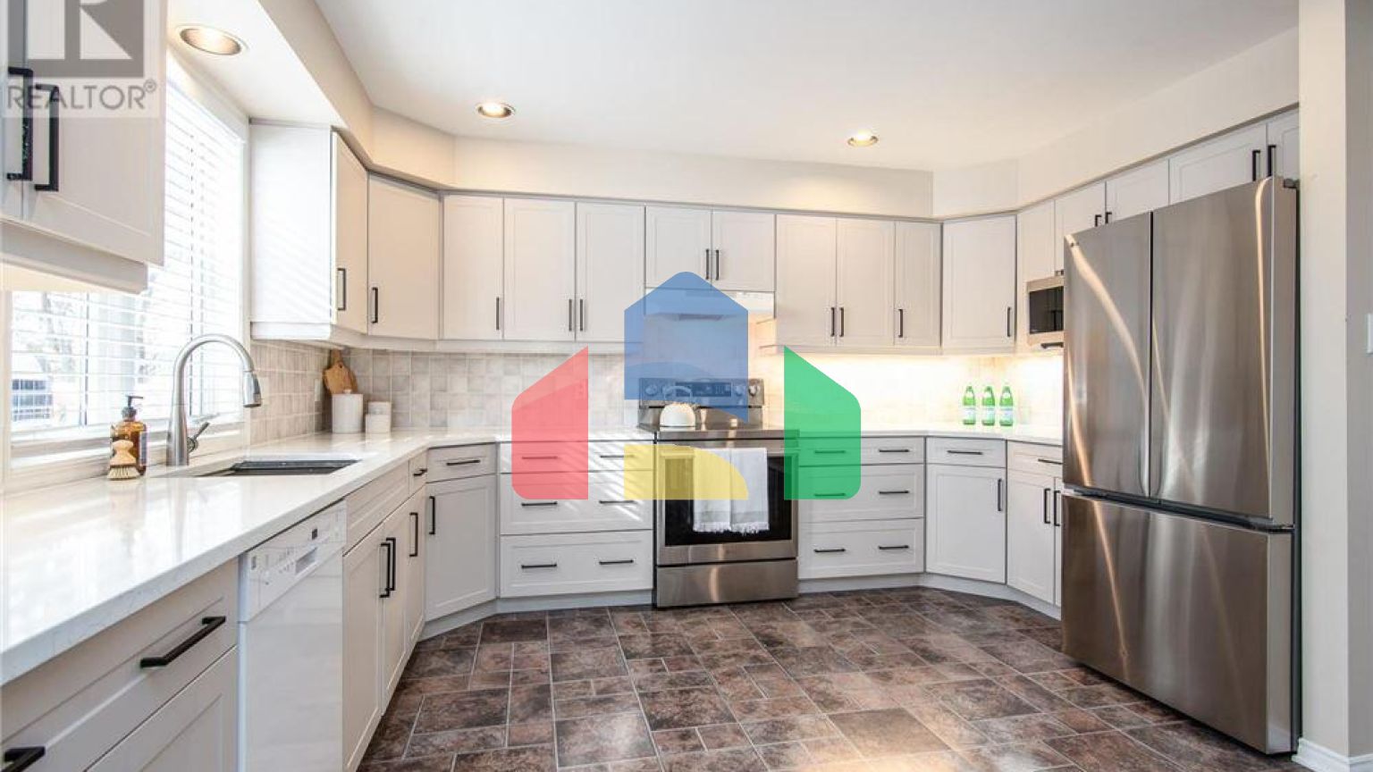 Residential - Single Family Home - Waterloo, Canada - Canada